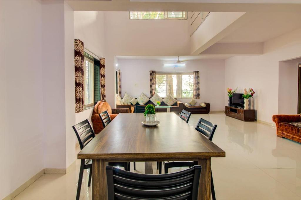 4BHK Non-AC ( mountain view) (Bungalow No - # 4c)