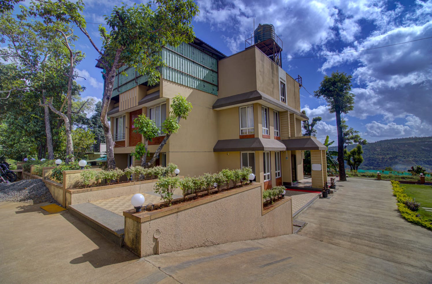 8 BHK - Mountain View ( No - 8)