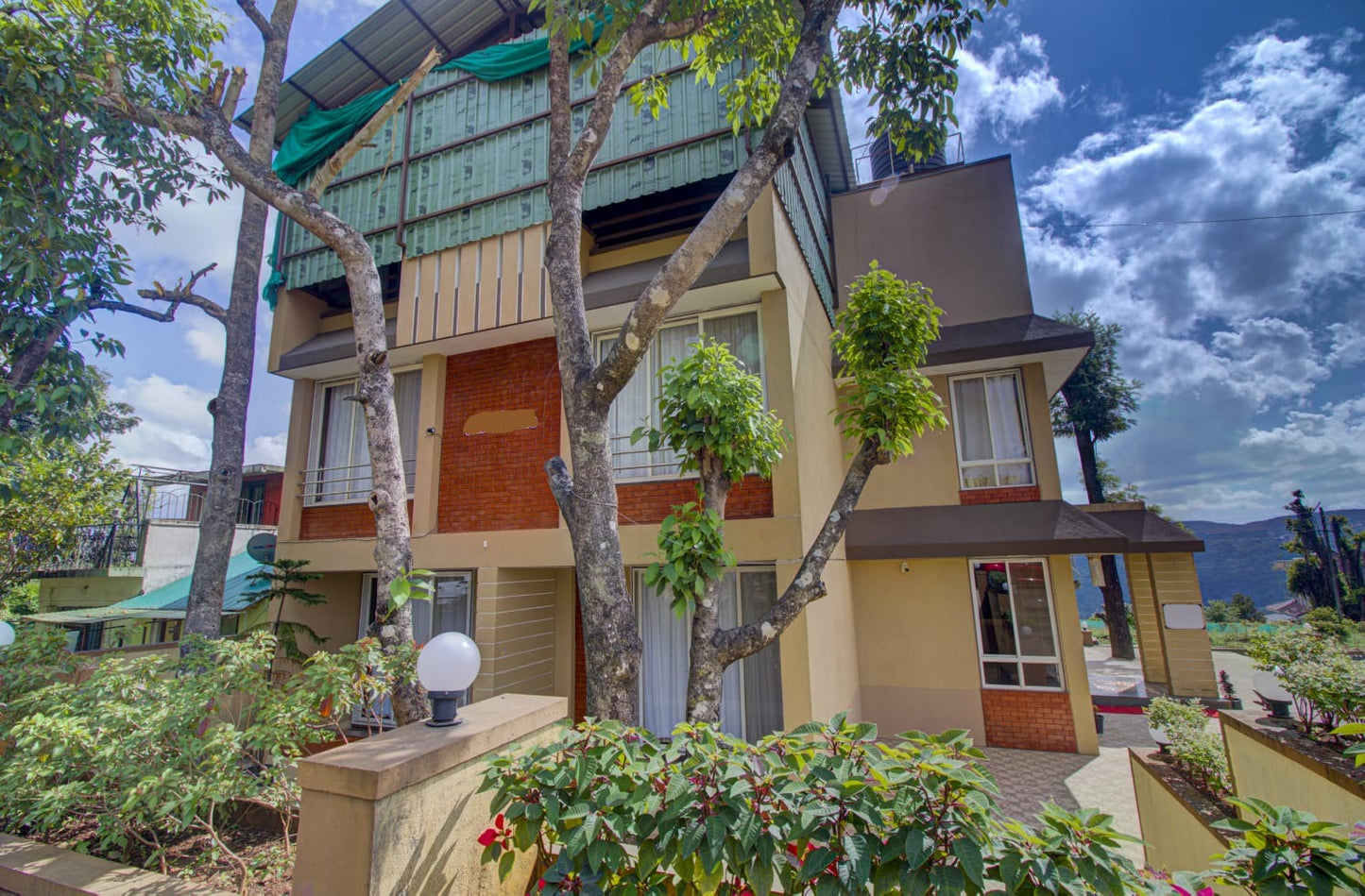 8 BHK - Mountain View ( No - 8)