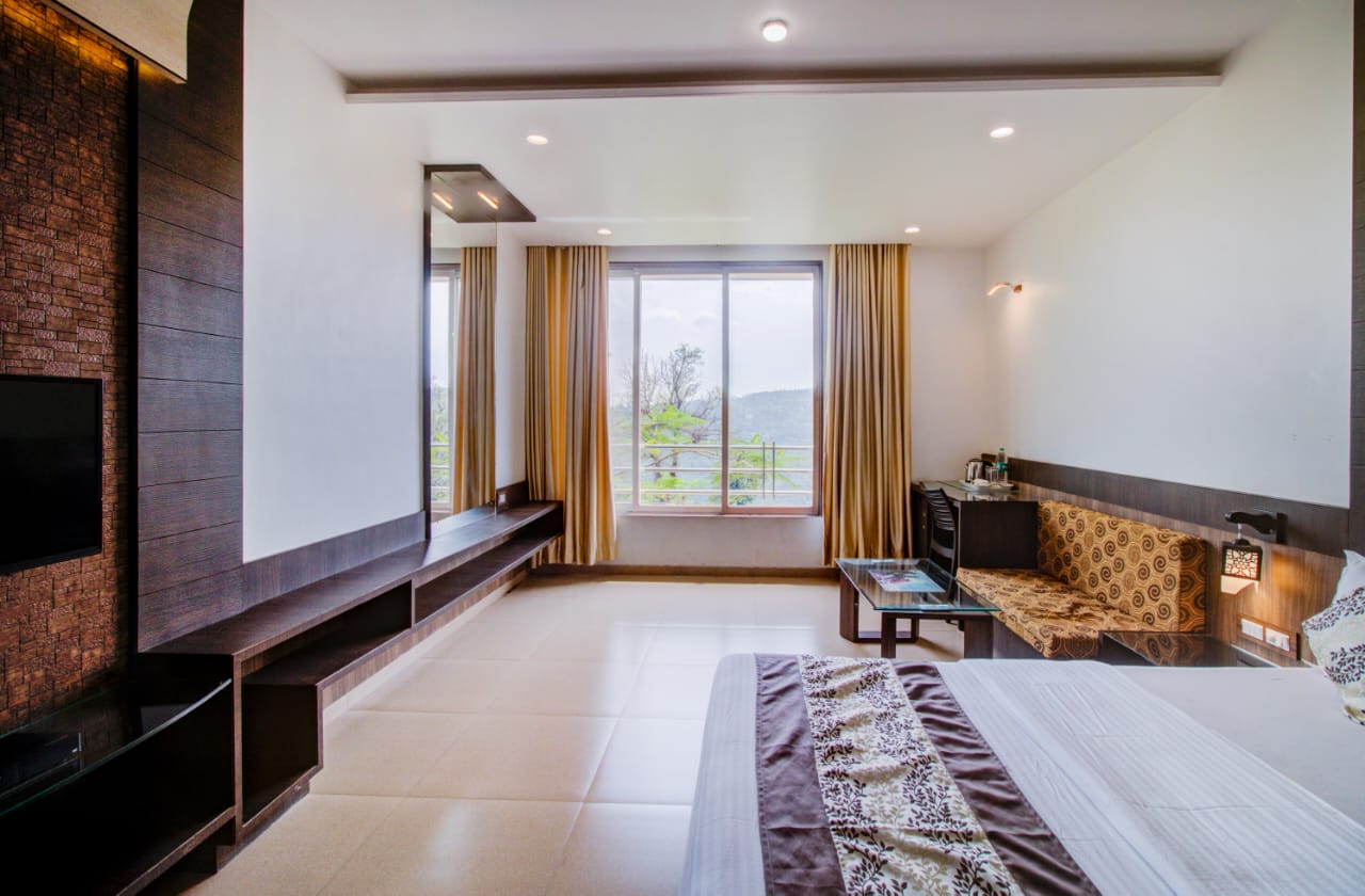 8 BHK - Mountain View ( No - 8)