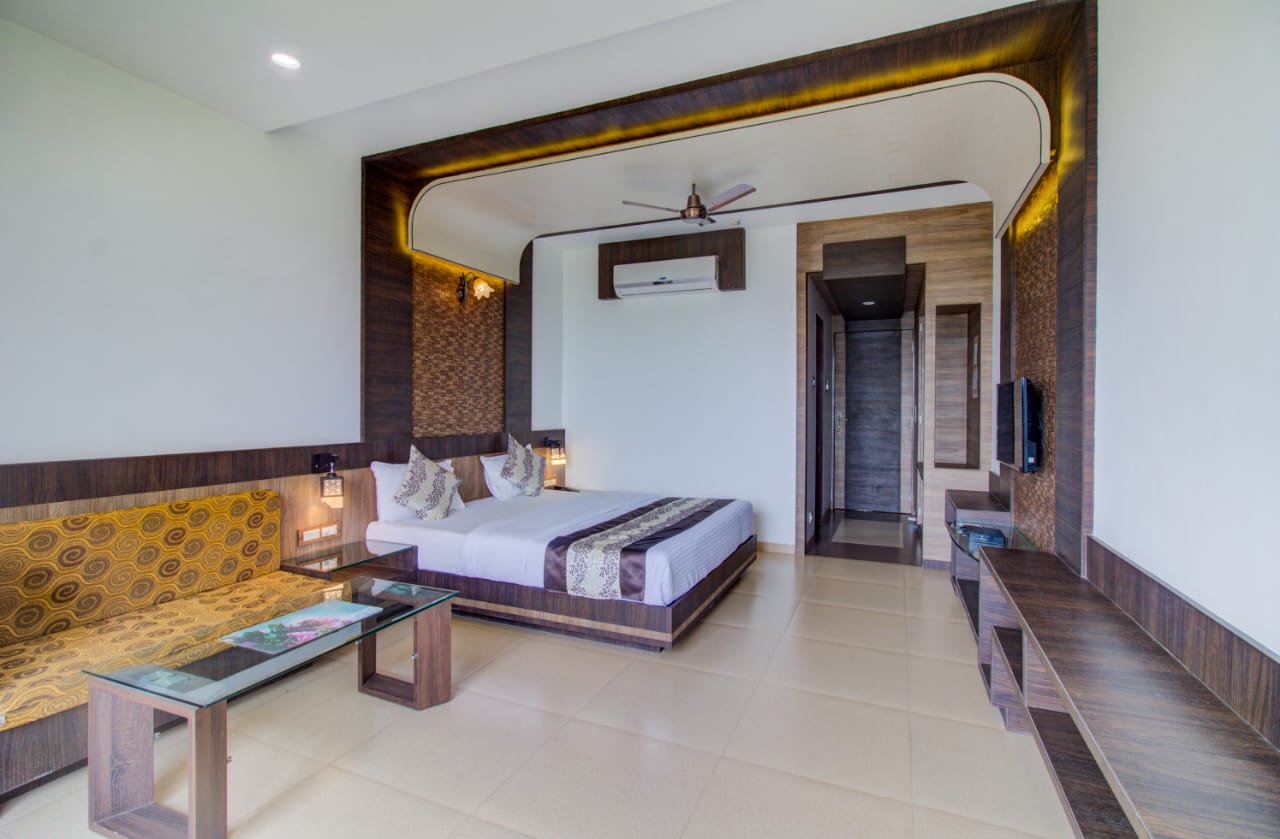 8 BHK - Mountain View ( No - 8)