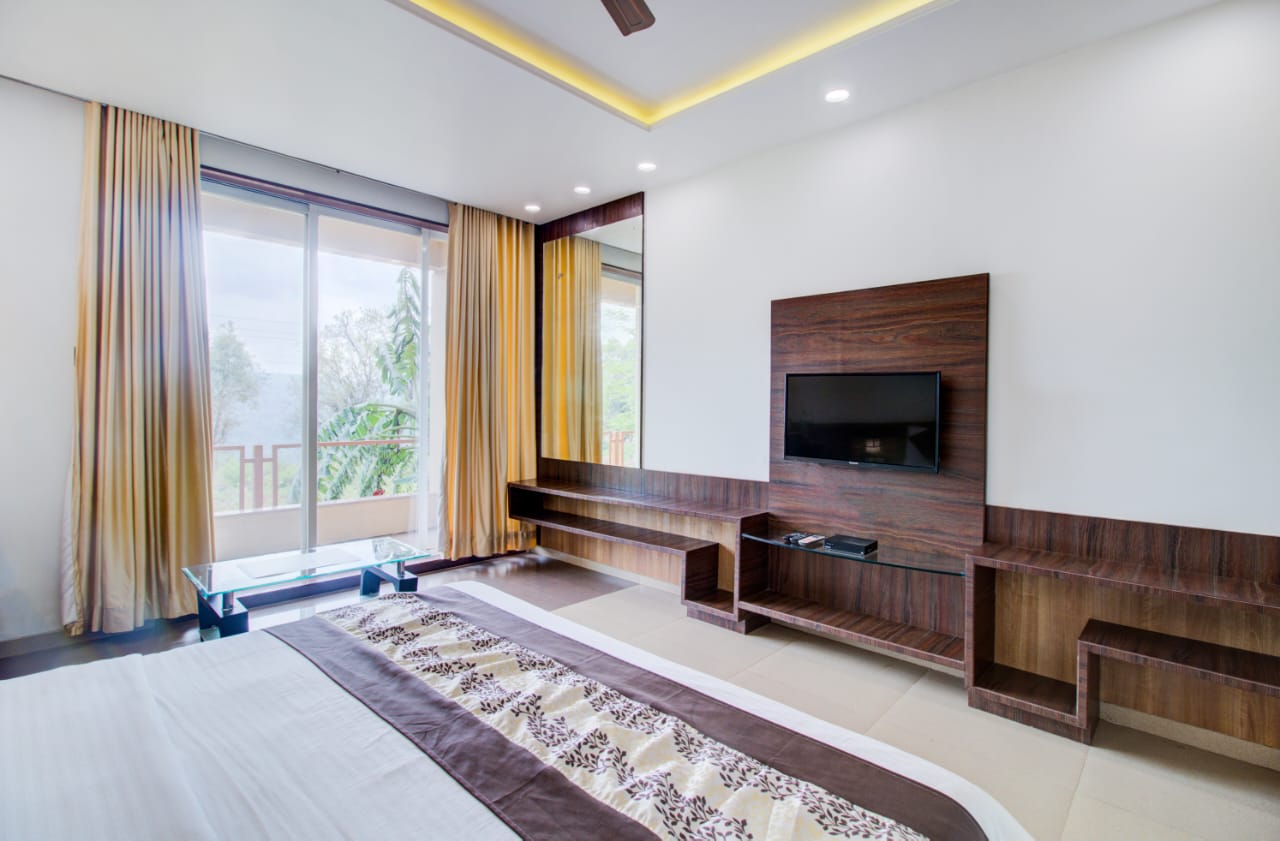 8 BHK - Mountain View ( No - 8)