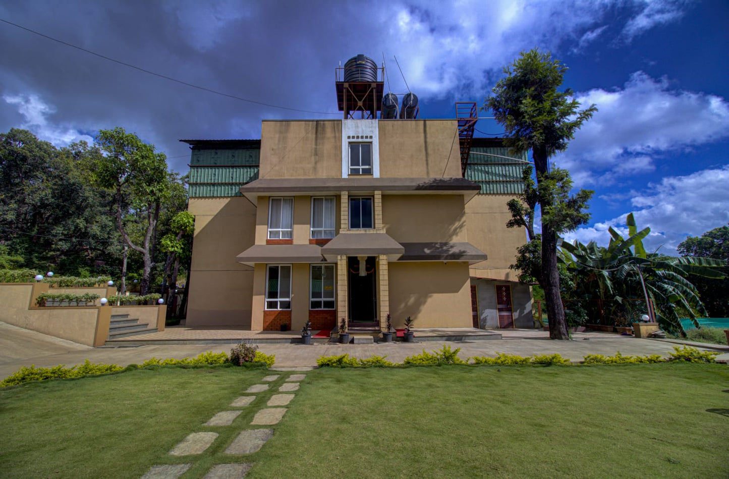 8 BHK - Mountain View ( No - 8)