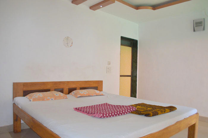 Scuba Diving At Tarkarli : 1 Night Stay in AC Room, Scuba Diving & MORE!