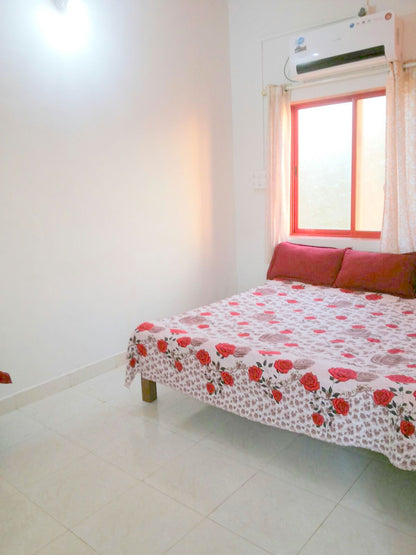 Nagaon Beach (Alibaug) : Stay in standard room with all meals (Veg/Non-Veg), Swimming Pool & MORE!