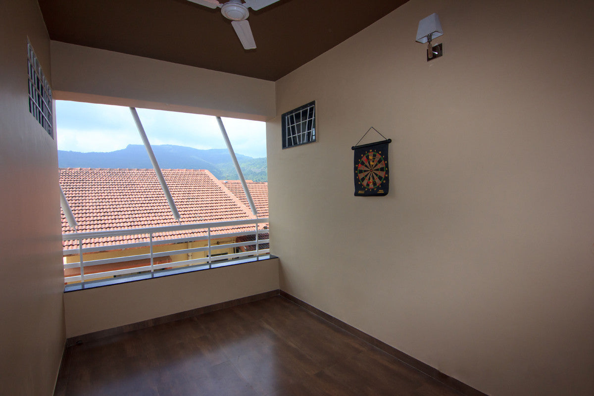 Lonavla: 4BHK Bungalow, Hill view  (Prop.id  #248901)