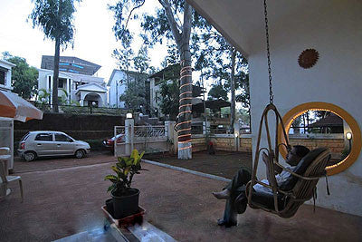 Panchgani: 4BHK AC Bungalow, View (Mountains valley) (bungalow No-  # 6)