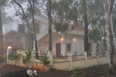 Panchgani: 4BHK AC Bungalow, View (Mountains valley) (bungalow No-  # 6)