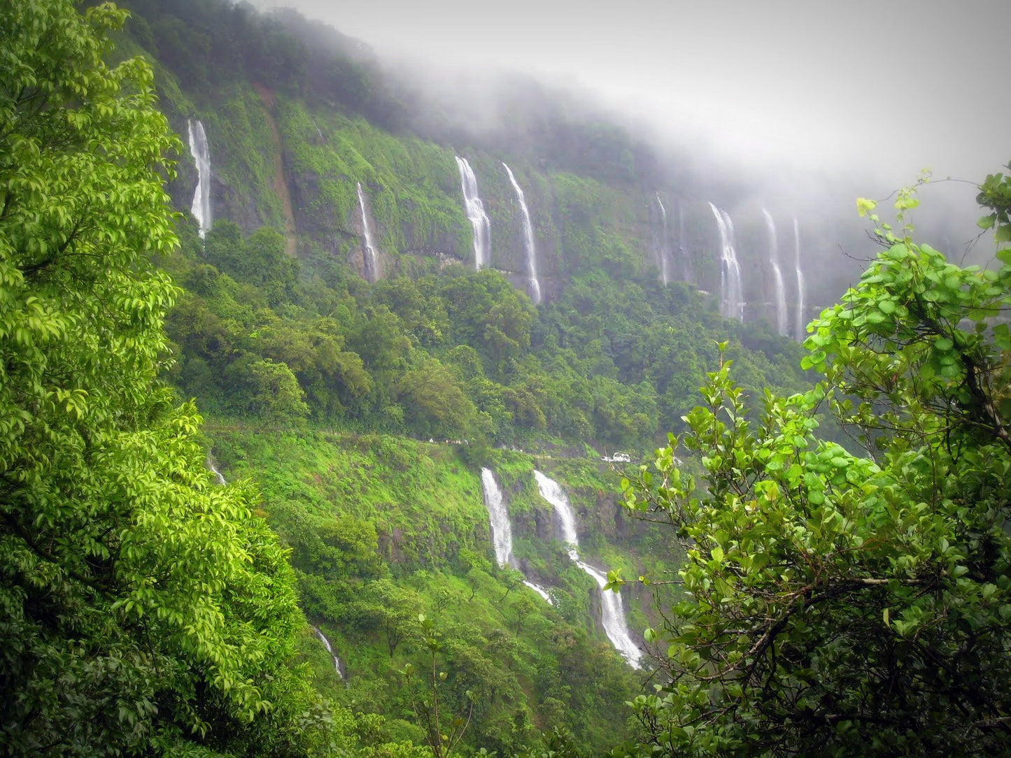 Amboli, A Heaven On Earth : Stay in Standard Room with Sightseeing, Jungle Night Trail with Wildlife Expert & More!
