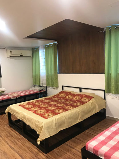 Panchgani: 5BHK AC Bungalow (Bungalow No - # 8)