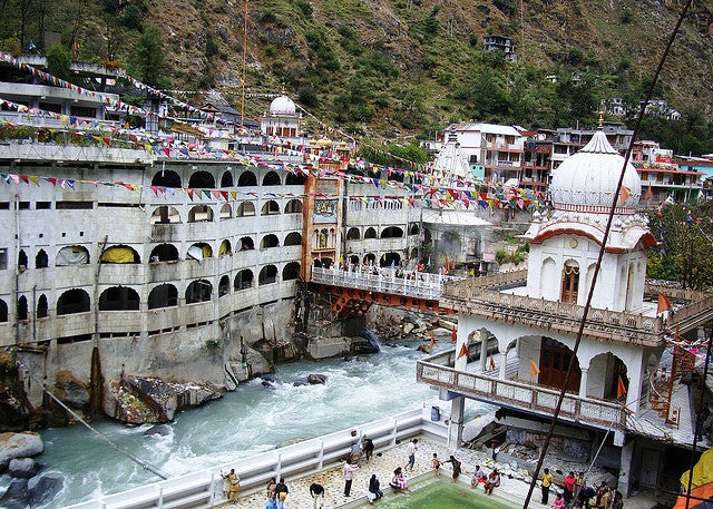 Kullu-Manali Honeymoon Special (Leisurely 4N/5D) (Delhi to Delhi): Stay in 3 Star Hotel, Sightseeing by Pvt. Car & More!